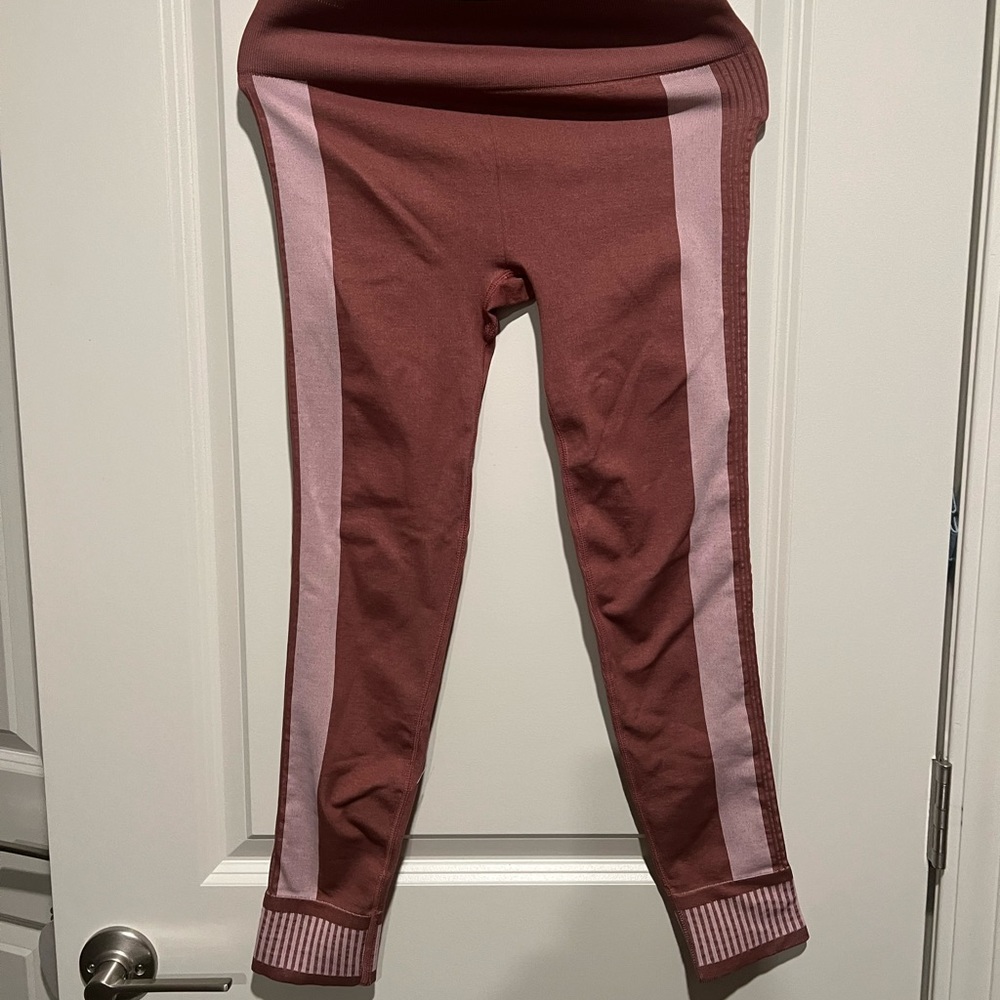 Fabletics athleisure leggings Size Medium